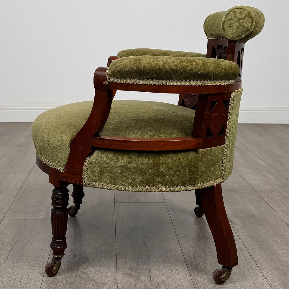 Thumbnail: Antique 20th Century Edwardian Pair Of Tub Chairs In Walnut ( AF-5450 )