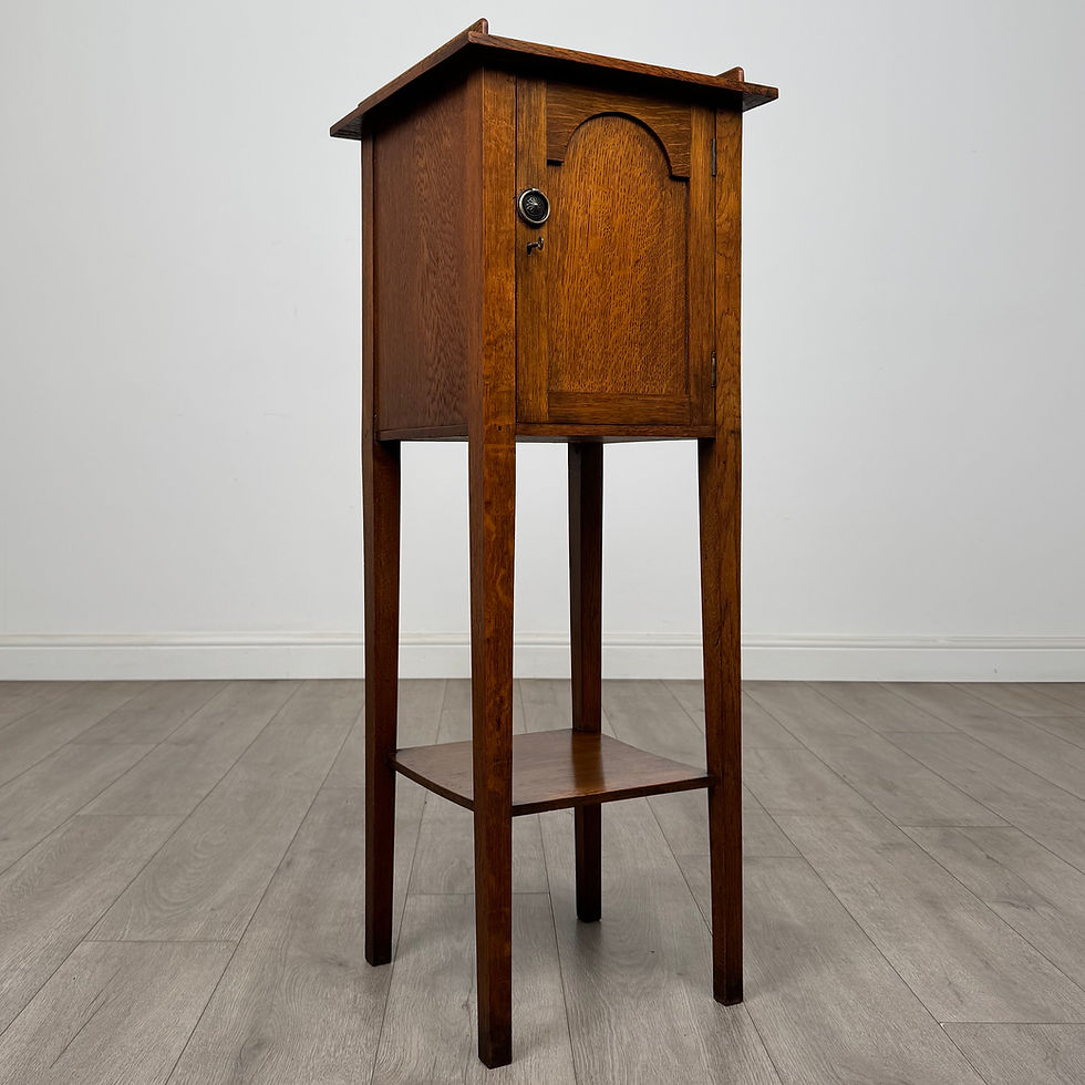 Thumbnail: Antique 20th Century Small Arts & Crafts Cabinet In Oak ( AF-5341 )