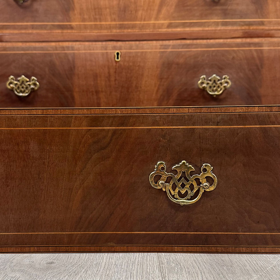 Thumbnail: Antique 18th Century Georgian Chest Of Drawers In Mahogany  ( AF-5672 )