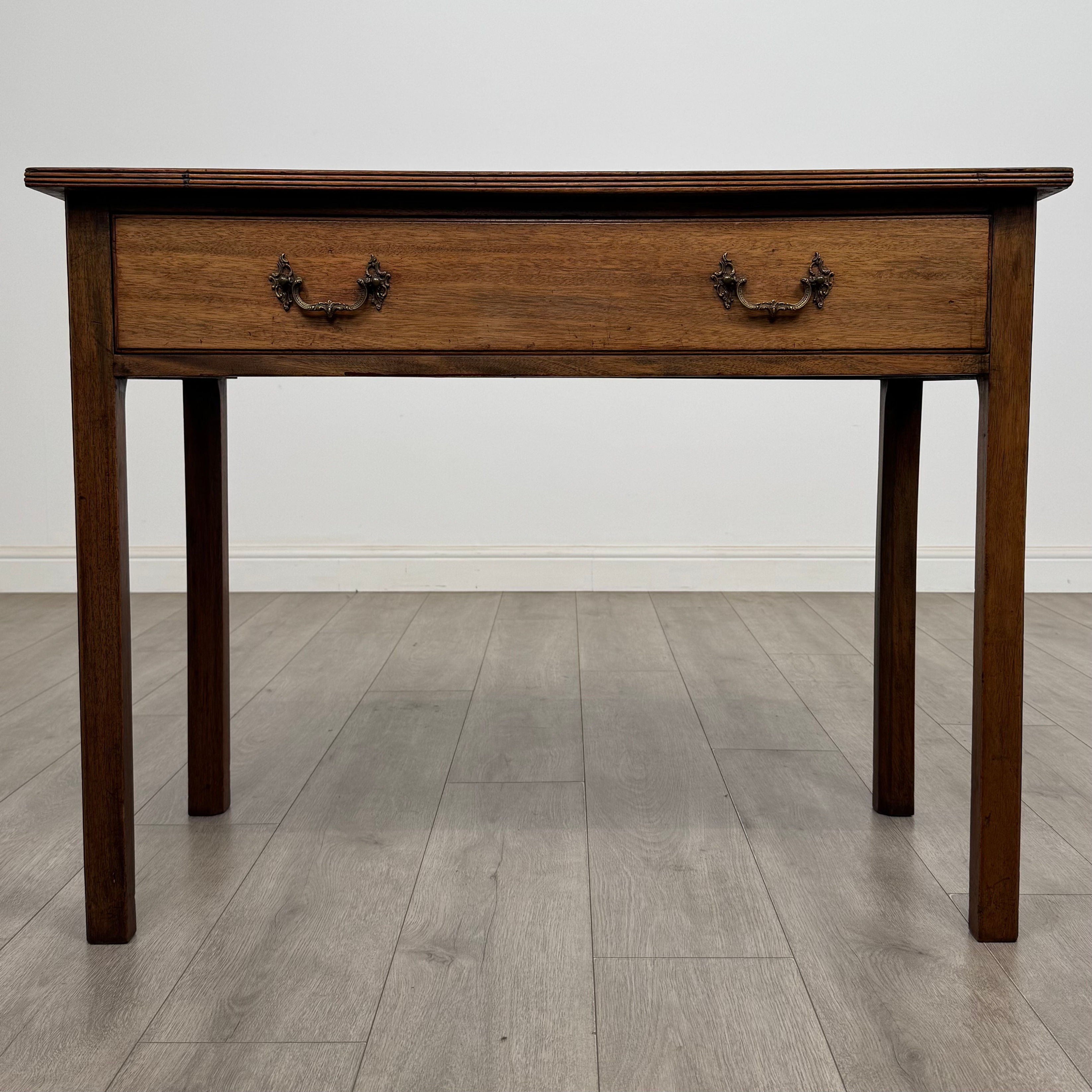 Antique 20th Century Good Quality Writing Table In Mahogany ( AF-5664 )