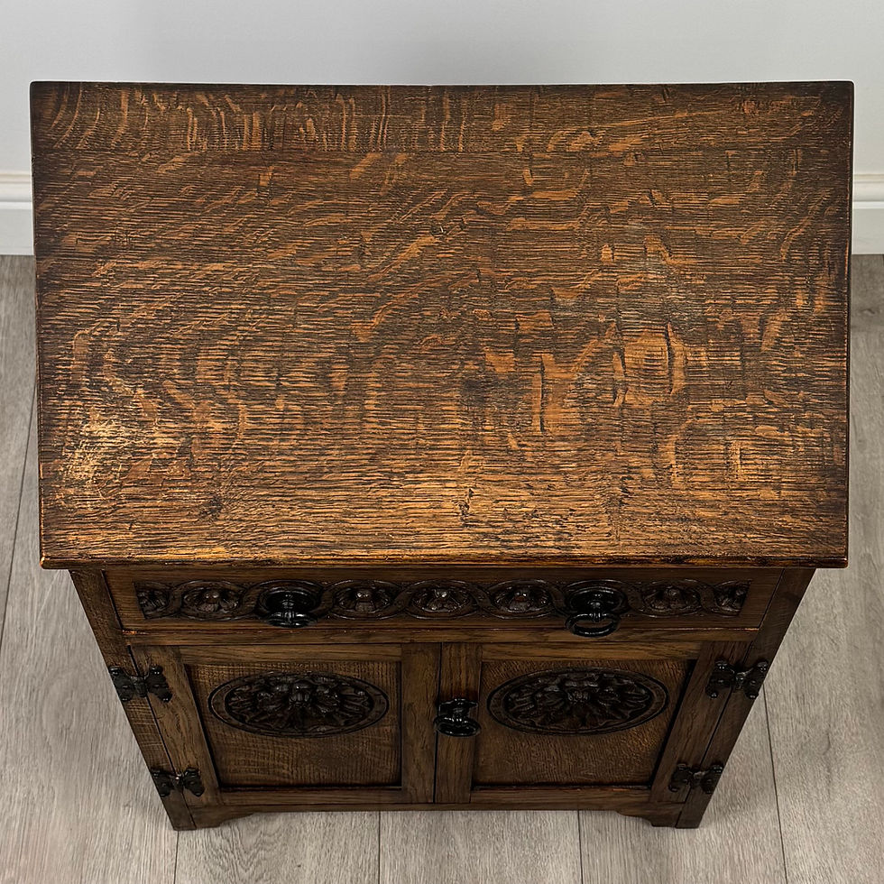 Thumbnail: Antique 20th Century Small Good Quality Cupboard In Oak ( REF AF-5218 )