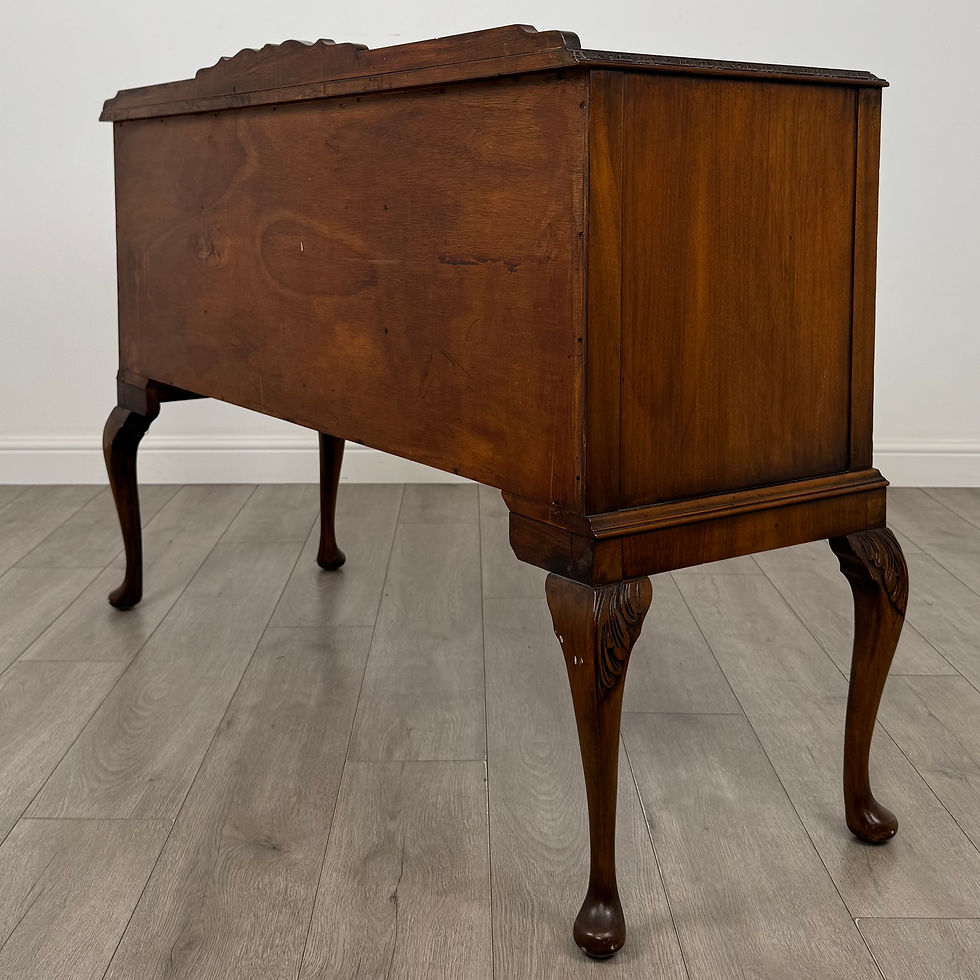 Thumbnail: Antique 20th Century Good Quality Sideboard In Burr Walnut ( AF-6161 )