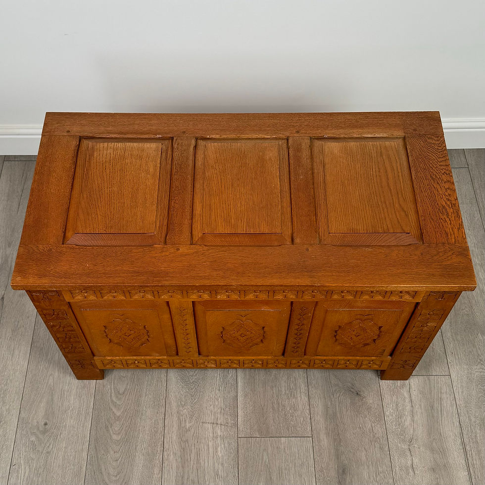 Thumbnail: Antique 20th Century Carved Oak Blanket Box ( REF AF-3947 )
