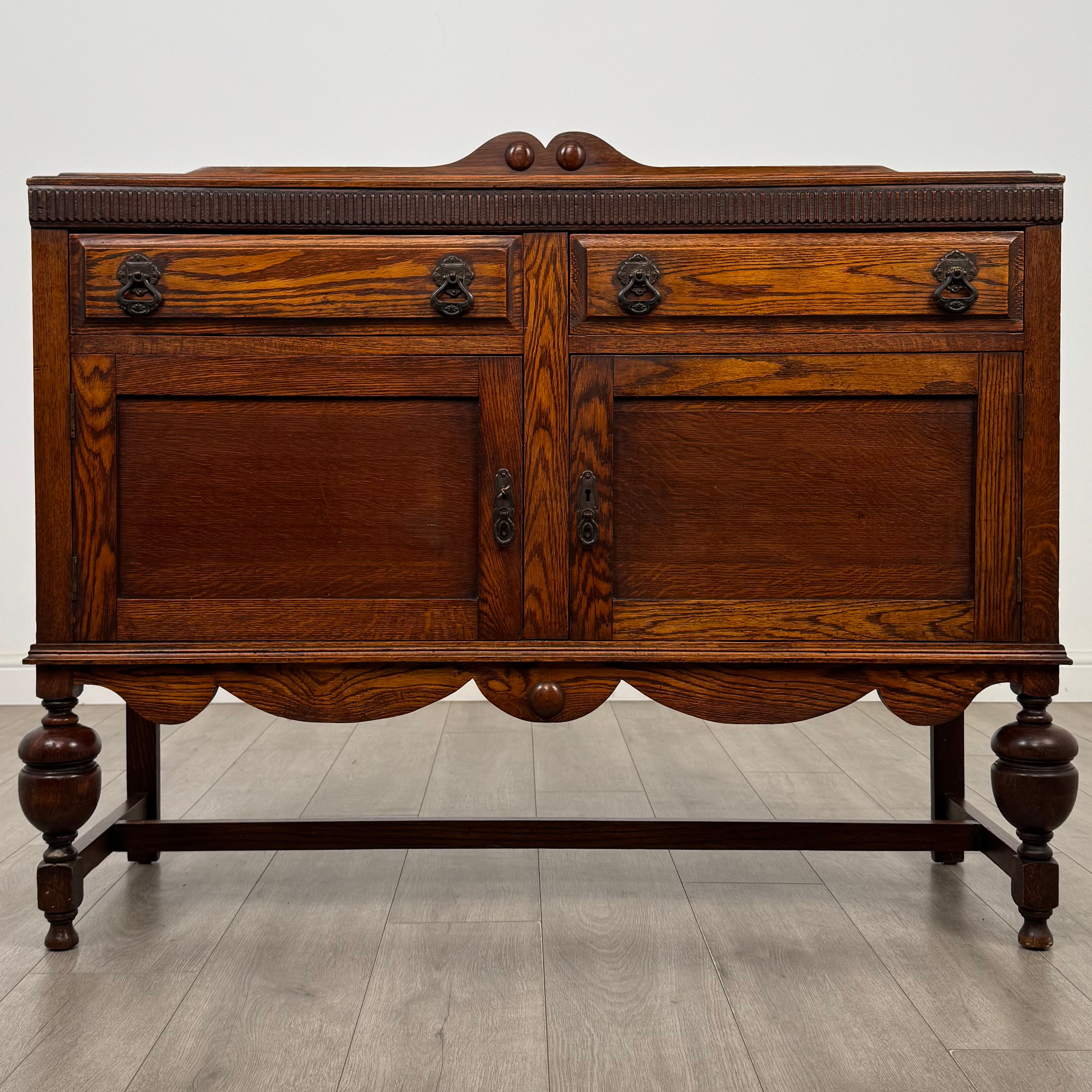 Antique 20th Century Edwardian Sideboard In Oak ( AF-5597 )