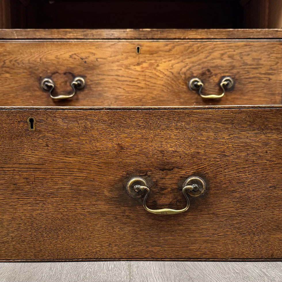 Thumbnail: Antique 20th Century Small Chest Of Drawers In Oak  ( AF-5668 )