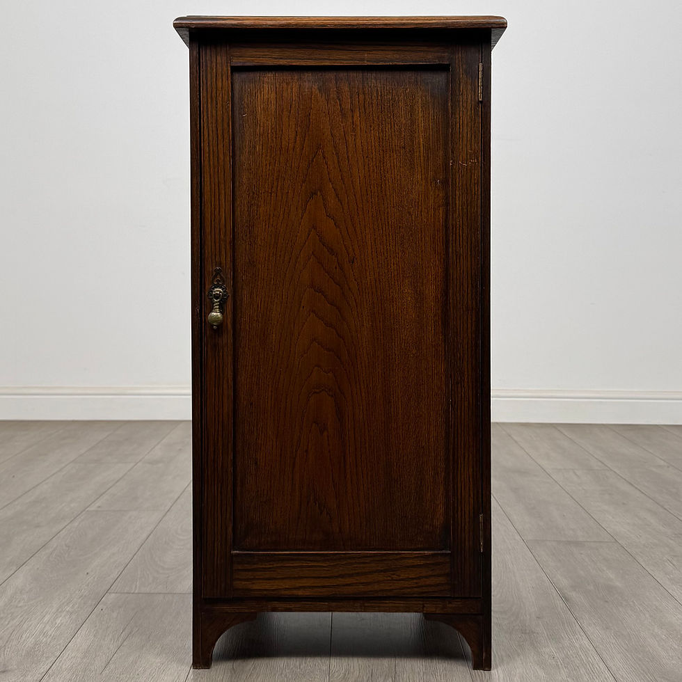 Thumbnail: Antique 20th Century Edwardian Cupboard In Oak ( AF-5680 )