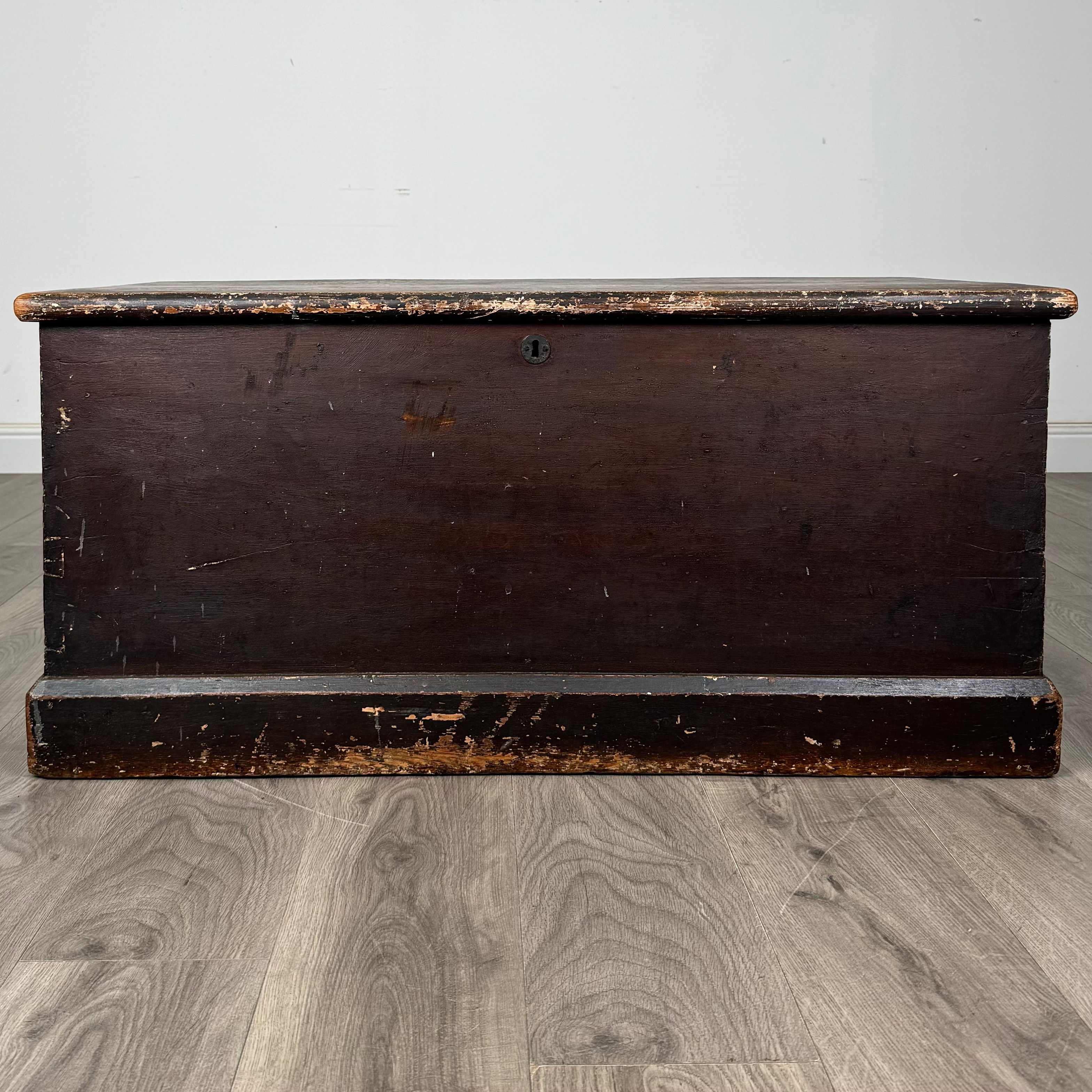 Antique 19th Century Rustic Painted Pine Blanket Box ( REF AF-3503 )