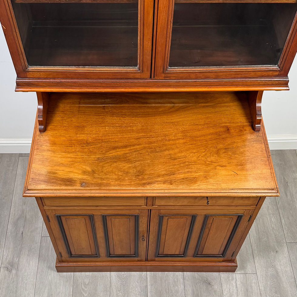 Thumbnail: Antique 20th Century Edwardian Bookcase In Walnut ( AF-5660 )