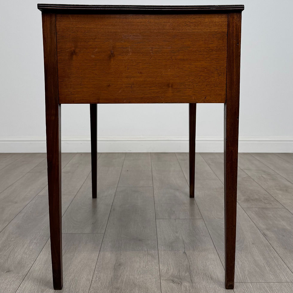 Thumbnail: Antique 18th Century Good Quality Writing Table In Mahogany ( REF AF-4883 )