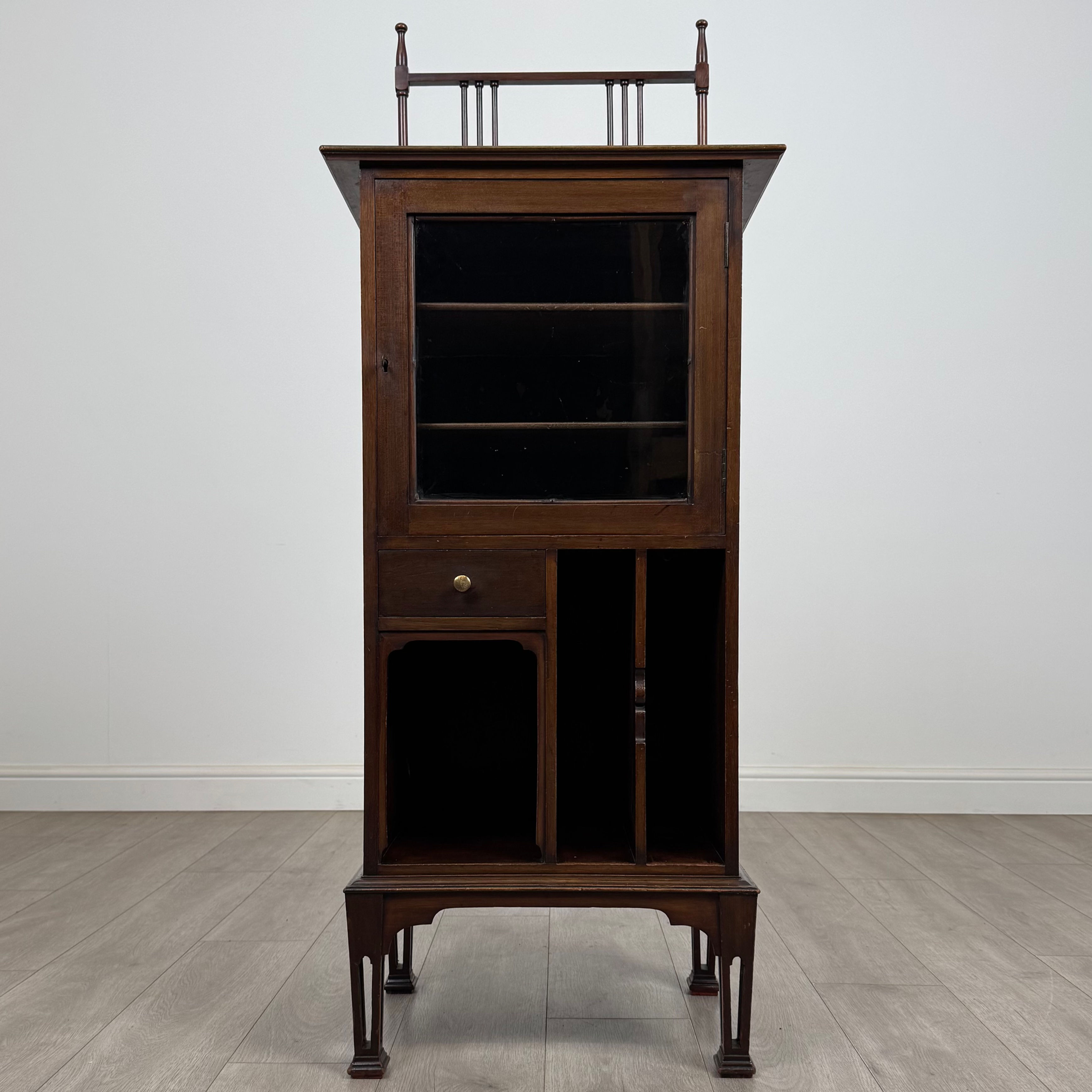 Antique 20th Century Good Quality Cabinet In Mahogany ( REF AF-5069 )