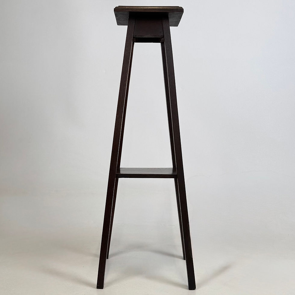 Thumbnail: Antique 20th Century Good Quality Edwardian Plant Stand In Oak ( AF-5713 )