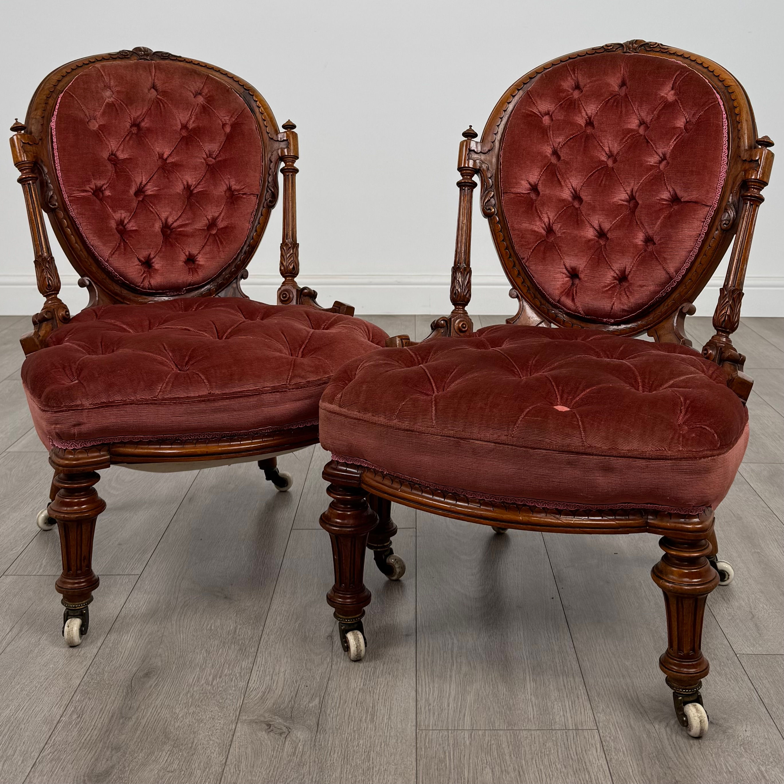 Antique 19th Century Pair Of Parlour Chairs In Walnut ( REF AF-4870 )