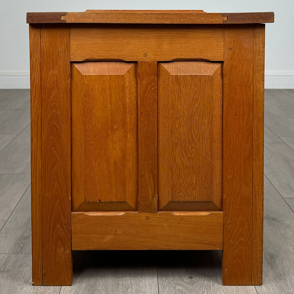 Thumbnail: Antique 20th Century Carved Oak Blanket Box ( REF AF-3947 )