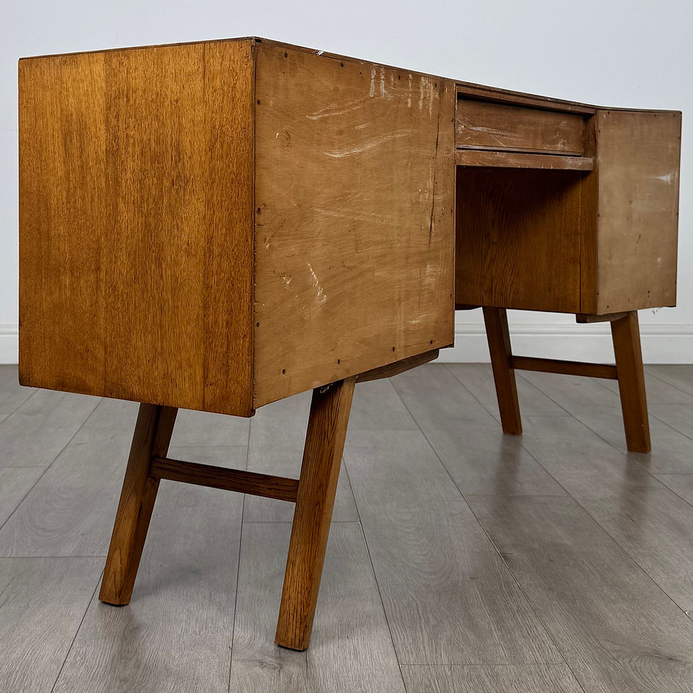 Thumbnail: Vintage 20th Century Good Quality Desk In Oak ( AF-5575 )
