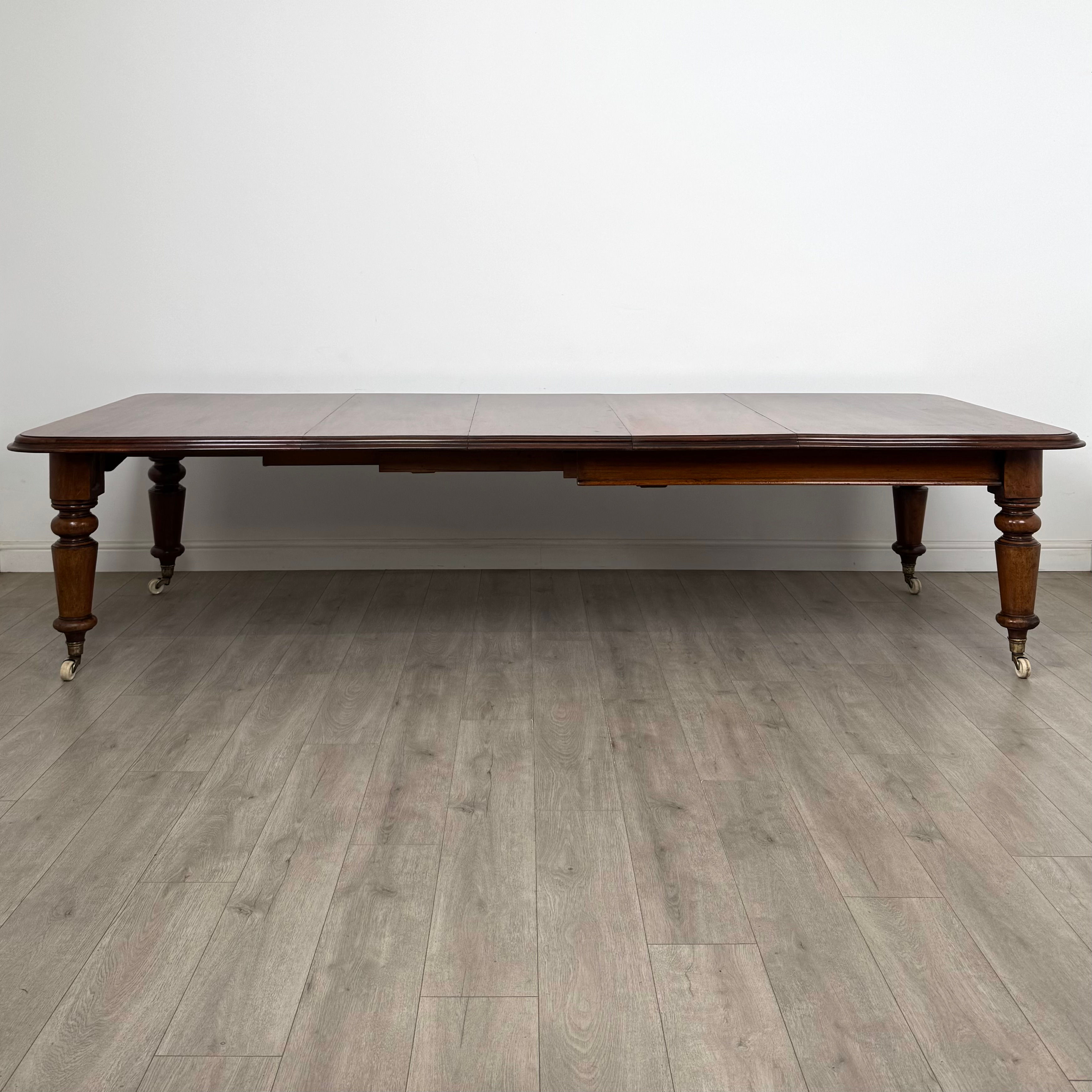 Antique 19th Century Large Victorian Dining Table In Mahogany ( AF-5851 )
