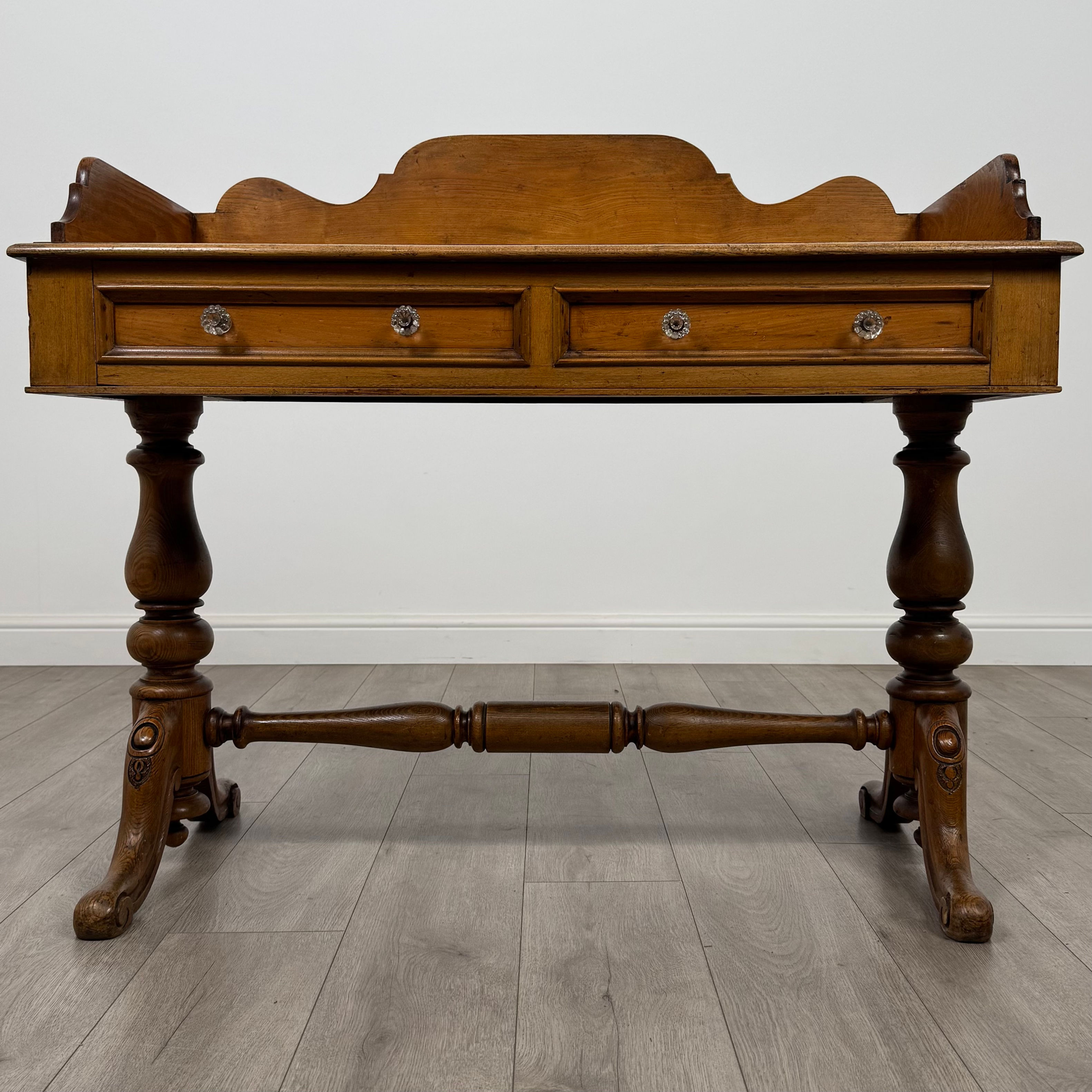Antique 19th Century Good Quality Washstand In Oak ( REF AF-4672 )