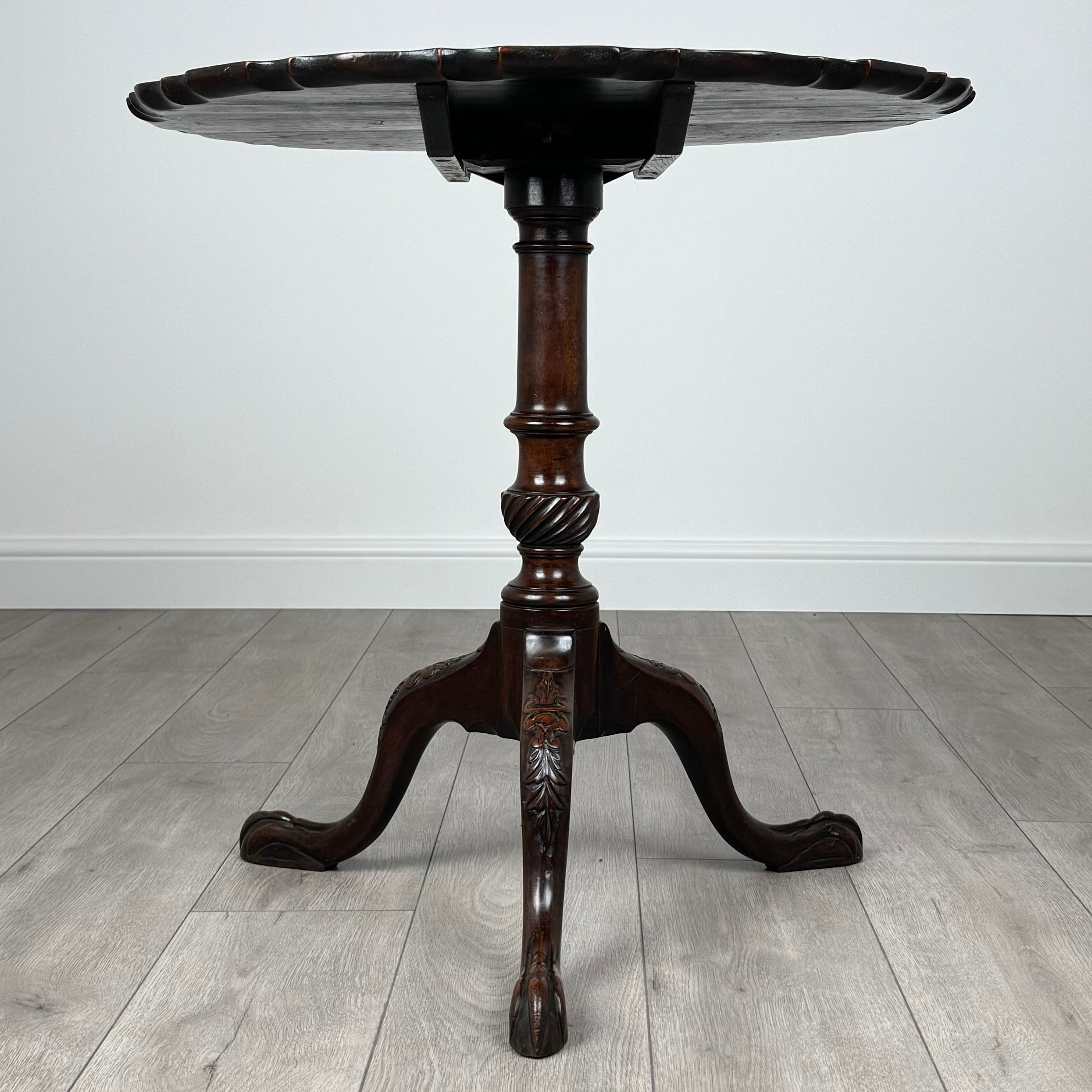 Antique 18th Century Mahogany Tripod Table With Piecrust Top ( REF AF-3508 )