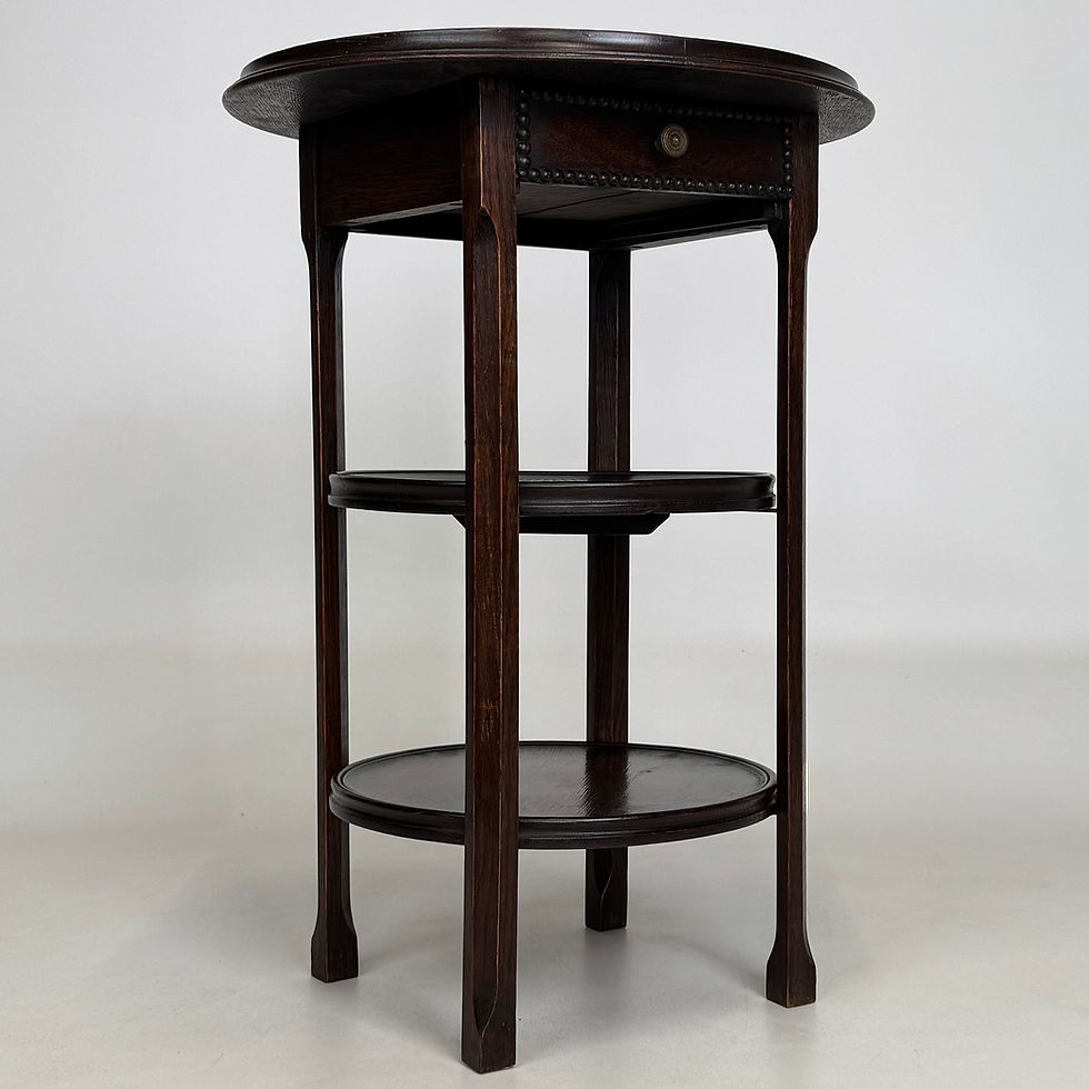 Thumbnail: Antique 20th Century Edwardian Round Side Table In Oak ( AF-5629 )