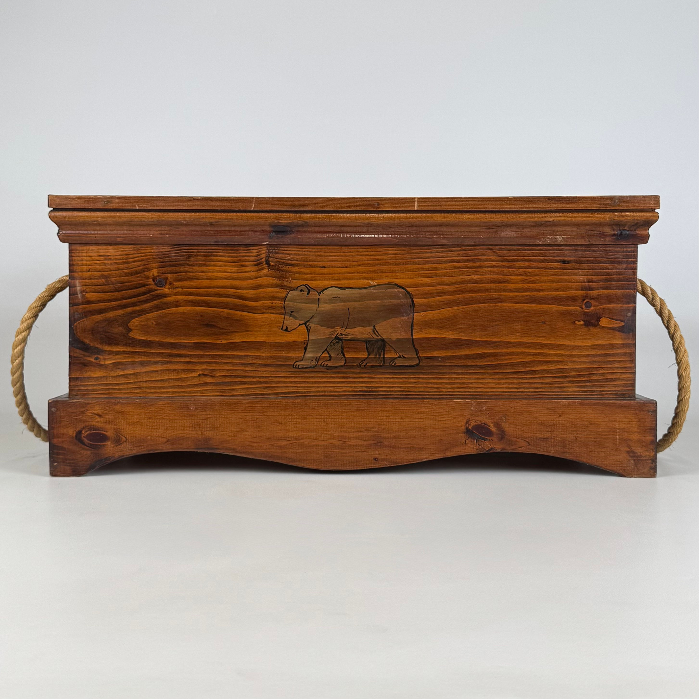 Vintage 20th Century Painted Pine Storage Box ( REF AF-4377 )