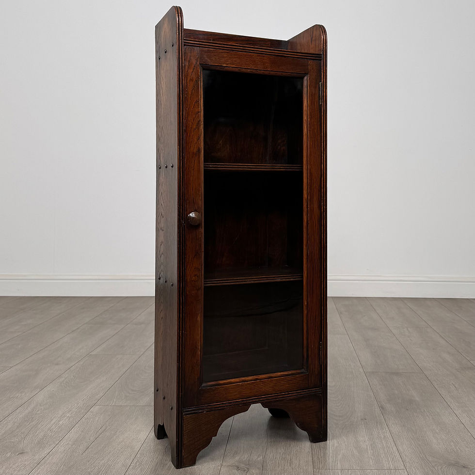 Thumbnail: Antique 20th Century Fine Quality Narrow Oak Display Cabinet ( REF AF-5126 )