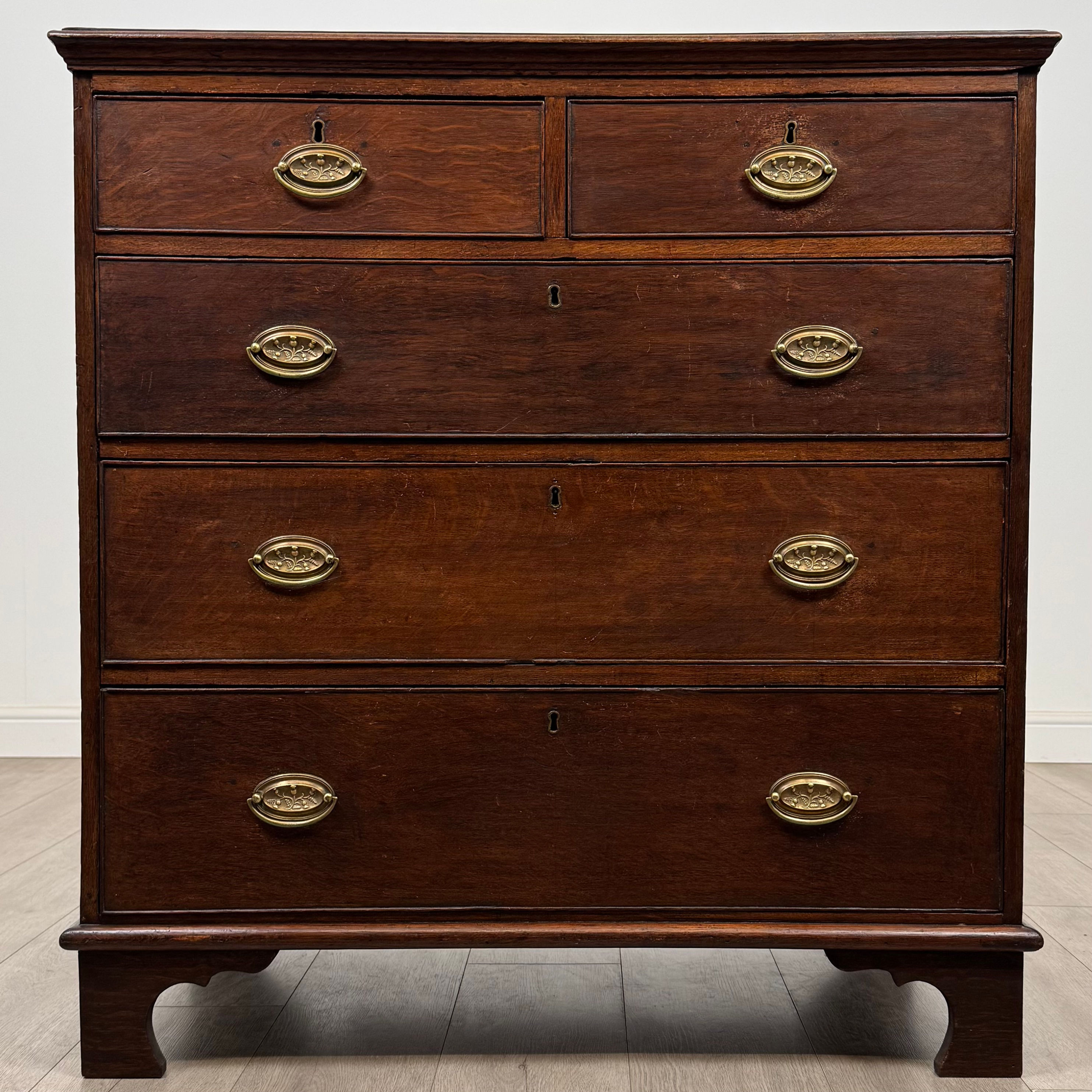 Antique 18th Century Georgian Chest Of Drawers In Oak ( AF-5313 )