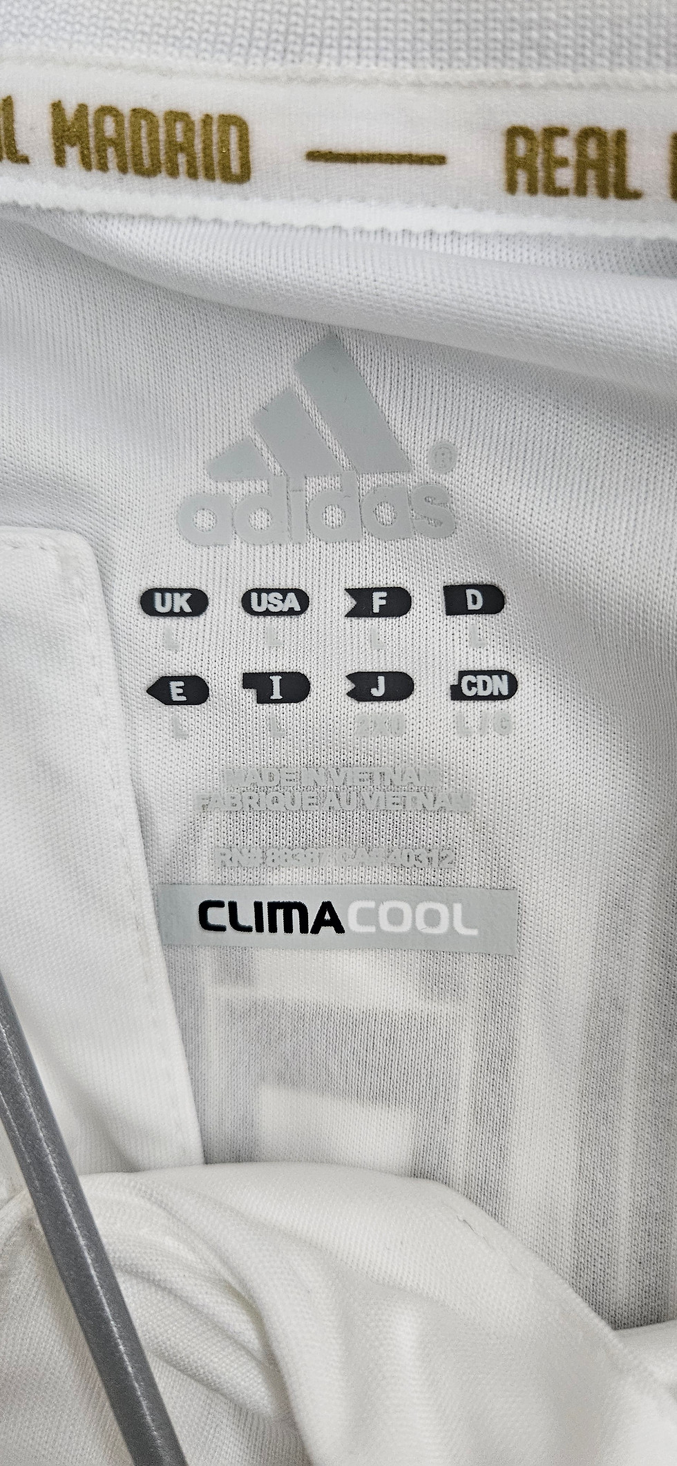 Thumbnail: REAL MADRID 2011 2012 RONALDO HOME LONG SLEEVE FORMOTION REPRODUCTION UCL