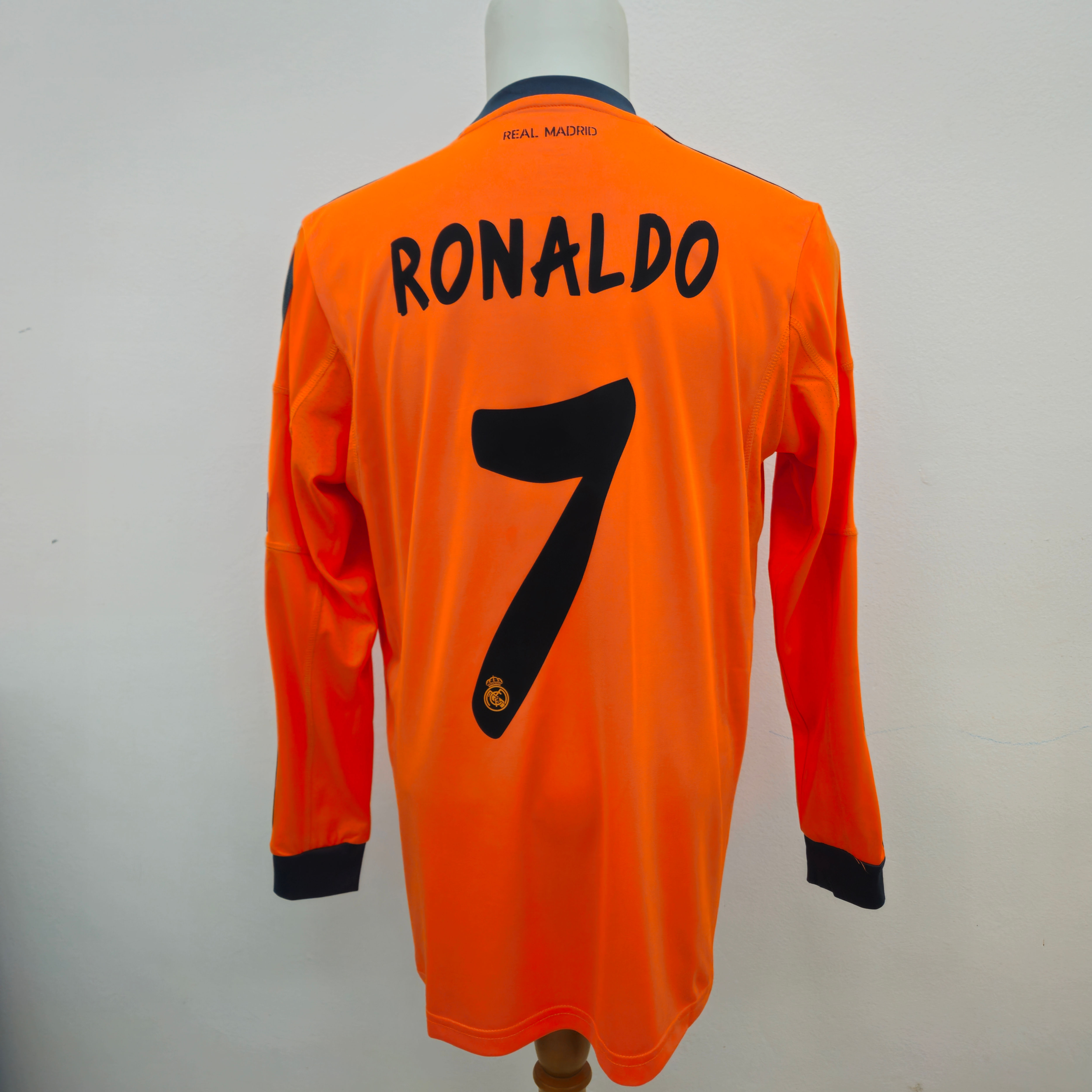 REAL MADRID 2013 2014 RONALDO AWAY LONG SLEEVE JERSEY MEDIUM REPRODUCTION UCL