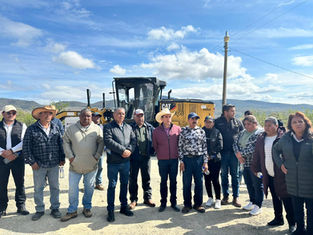 Saderh impulsa mejora de caminos rurales con apoyo de maquinaria