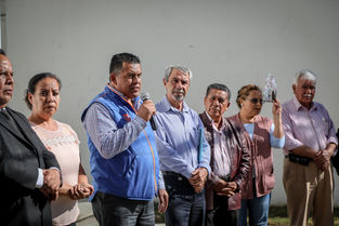 INAUGURA MINERAL DE LA REFORMA PAVIMENTACIÓN DE CONCRETO EN EL CHACÓN