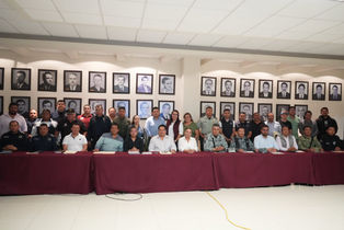 ALCALDESA LORENA GARCÍA PRESIDE REUNIÓNPARA GARANTIZAR SEGURIDAD DE FERIAS EN TULANCINGO
