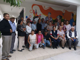 ALCALDE DE TIZAYUCA INAUGURA MURAL ELABORADO POR ADULTOS MAYORES