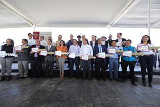 PEMEX ENTREGA APOYOS A MUNICIPIOS DE HIDALGO