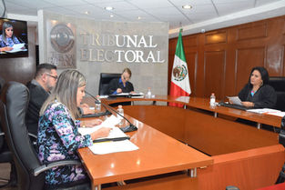DETERMINAN MAGISTRADOS IMPROCEDENCIA Y REENCAUCE DE JUICIO PRESENTADO POR ASPIRANTES A CANDIDATOS DE