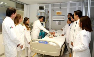 MÉDICOS INTERNOS DE PREGRADO Y PASANTES DE ENFERMERÍA, SIN FACTORES DE RIESGO, PODRÁN REINCORPORARSE
