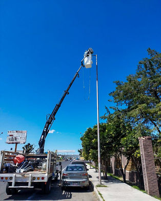 Mejora Pachuca el alumbrado público en el bulevar Santa Catarina