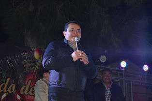 ALCALDE DE ZAPOTLÁN PIDE A AMLO CONSTRUCCIÓN DE PUENTES VEHICULARES