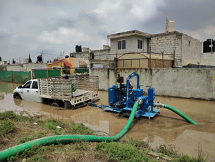El gobierno del estado de Hidalgo a través de diferentes organismos, continúa con los trabajos de limpieza y desazolve en la zona afectada del fraccionamiento Los Tuzos.