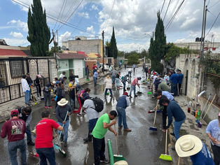 AYUNTAMIENTO DE MINERAL DE LA REFORMA, REALIZA LIMPIEZA Y DESINFECCIÓN EN LOS TUZOS