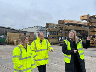 Jess Brown-Fuller MP Visits Covers Timber and Builder’s Merchant to Support Local Businesses