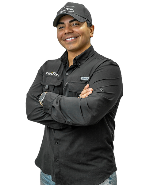 arturo tekton portrits -7305350_edited.png