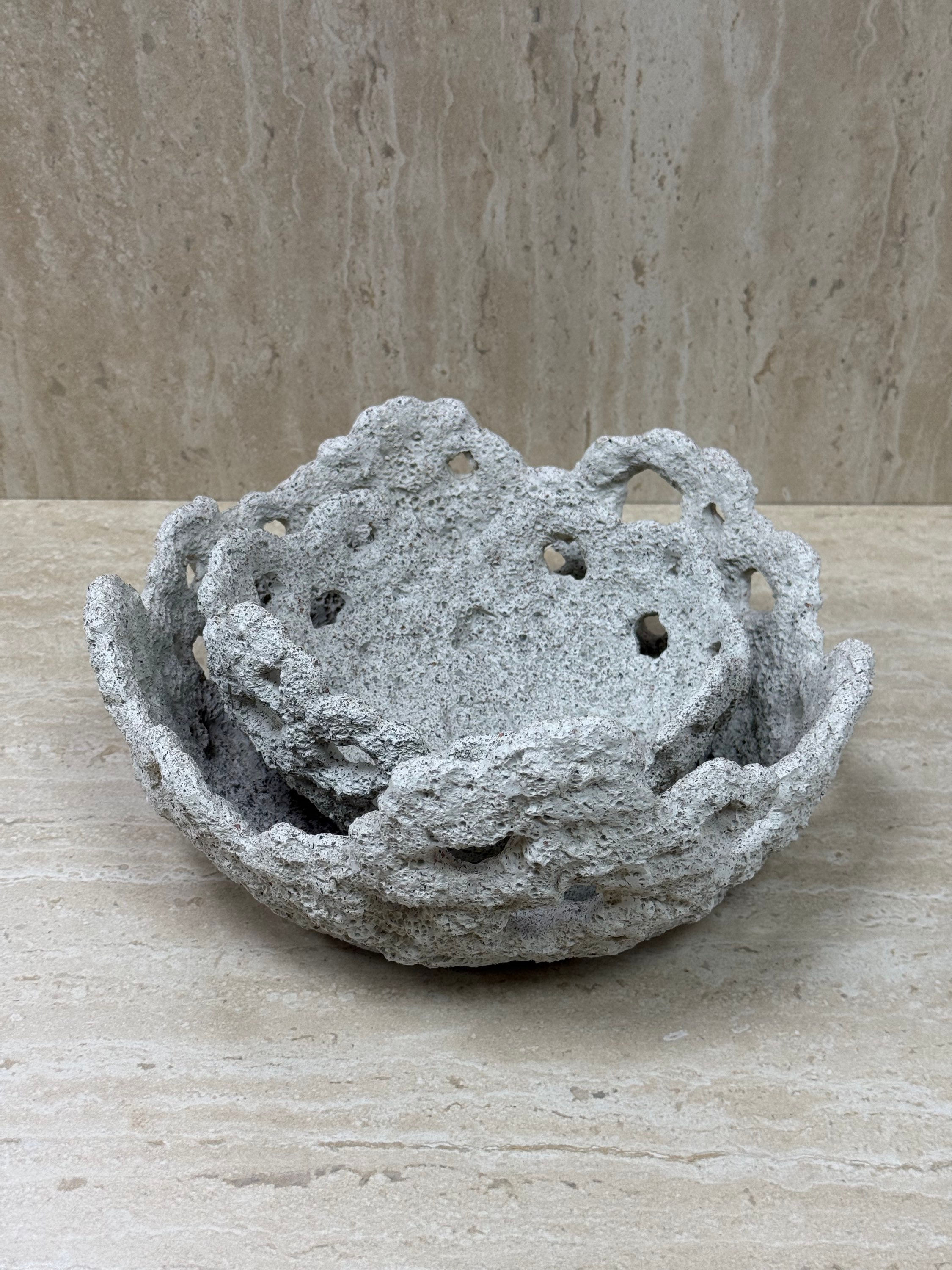 דקורציה אלמוג אפור 