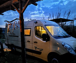 FURGONETA CAMPER VENTA VANHALLA.jpeg