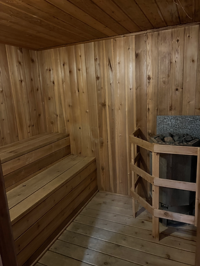 Women Sauna.HEIC