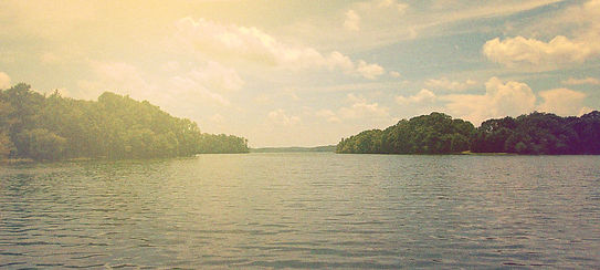 lake hartwell.jpg