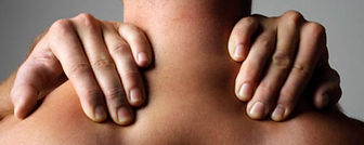 Massage Amma en entreprise Delphine le corre Les Bienfaits : - Il soulage les douleurs et tensions musculaires - Il favorise une meilleure circulation énergétique - Il est un allié face au stress - Il détend et redynamise en même temps - Il améliore les défenses naturelles de l'organisme - Il favorise le bien-être Vannes, Lorient, Quimperlé, Hennebont, Nantes, Auray, Ploemel, Rennes, St Nazaire, Carnac, Quiberon,