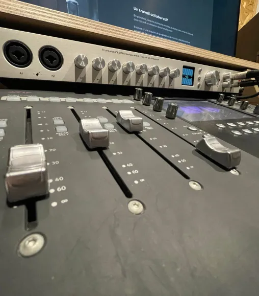 Studio son Petit Grand Studio
