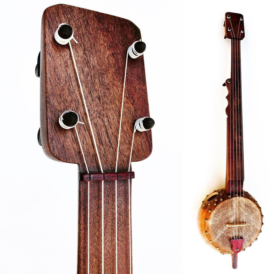 Walnut 5 String Gourd Banjo
