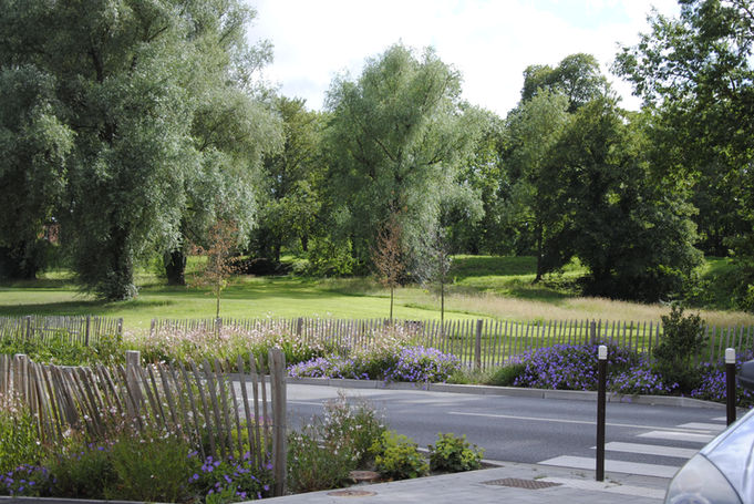 Leo lagrange 6-min.JPG