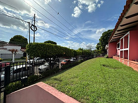 Hermosa propiedad en Villa Fontana Sur, ubicada en una zona alta que te regala tranquilidad