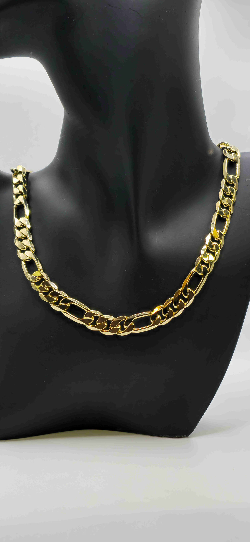 Thumbnail: Chunky unisex 14K cuban Link chain